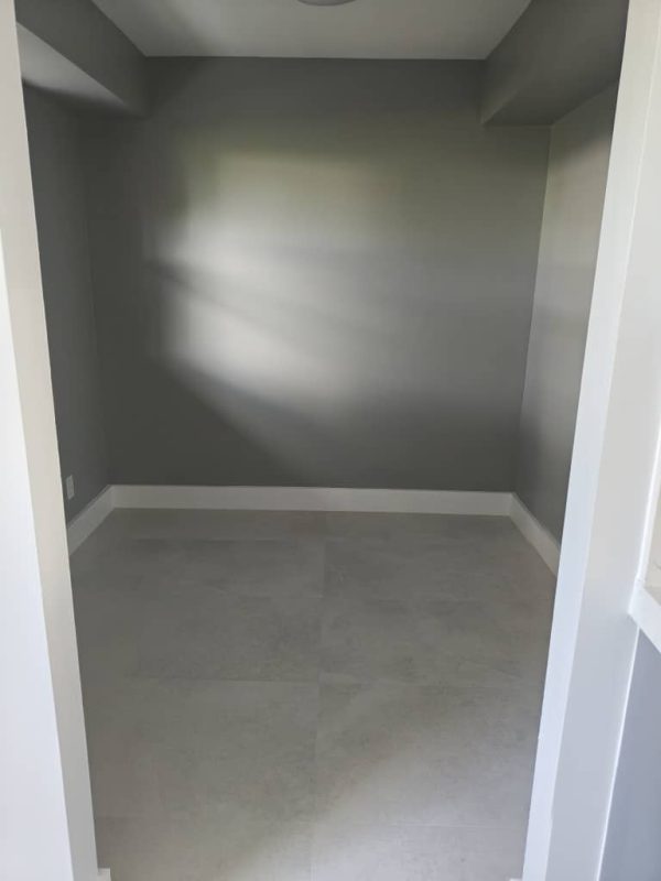 The Cozy Creative Room - Image 3