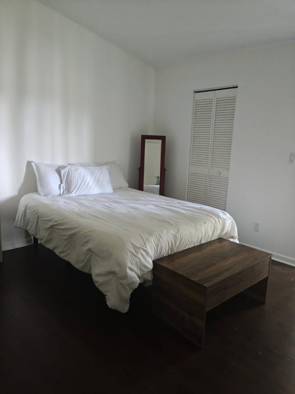 The Master Bedroom - Image 5